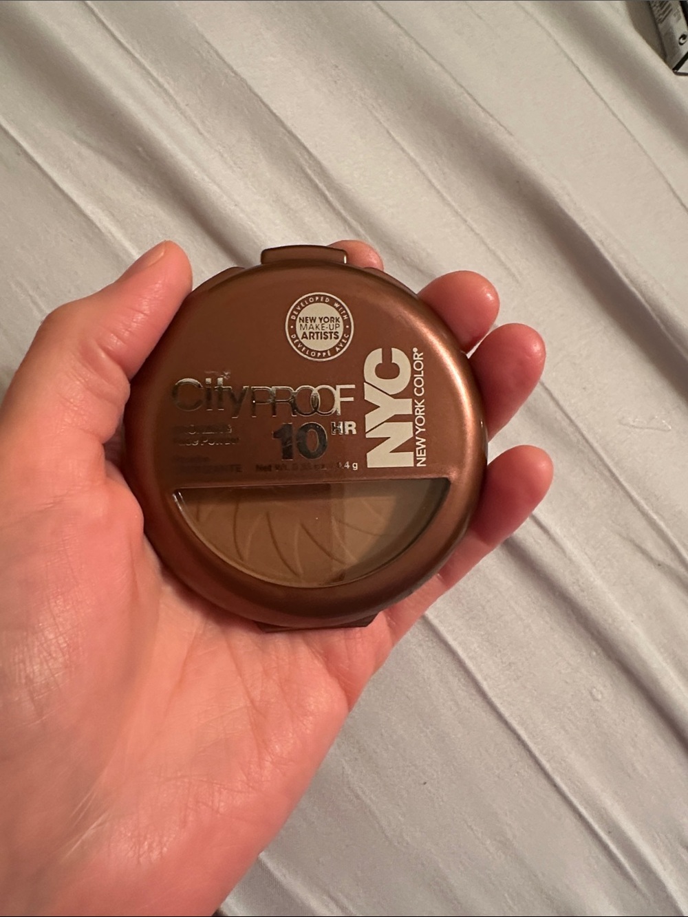 NYC Matte Bronzer Compact in Deep Brown